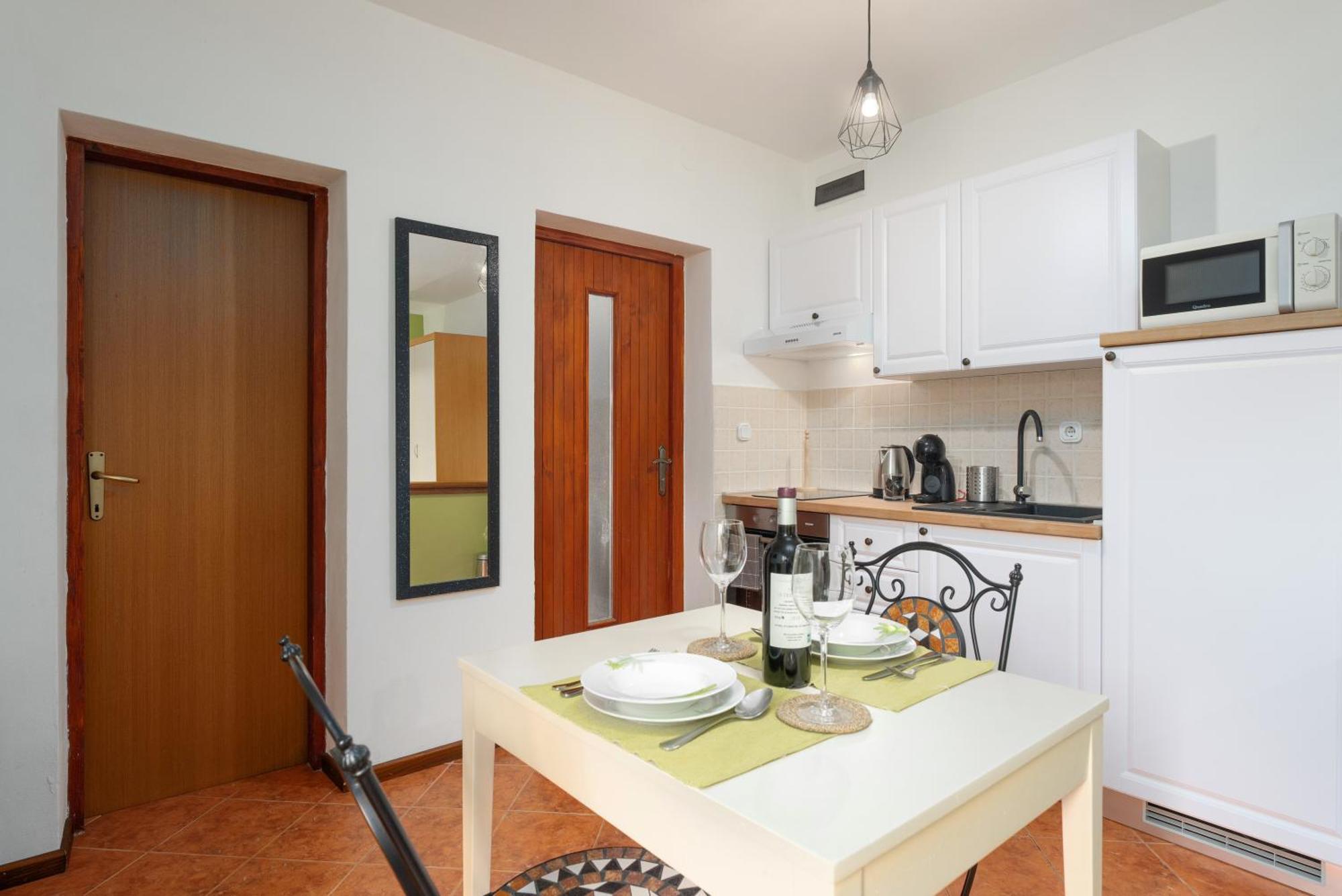 Studio Apartment Върсар Екстериор снимка